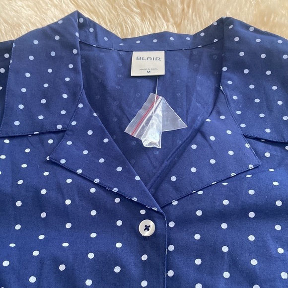 Blair blue with white dots button up shirt size M - Picture 2 of 6